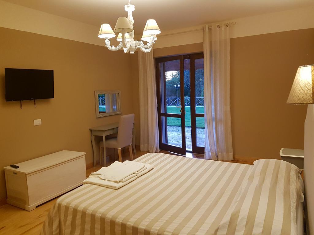 Agriturismo Podere S. Croce Saturnia Ngoại thất bức ảnh